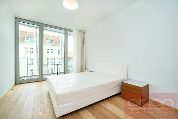 Pronájem bytu 2+kk, Praha - Smíchov, Holečkova, 62 m2