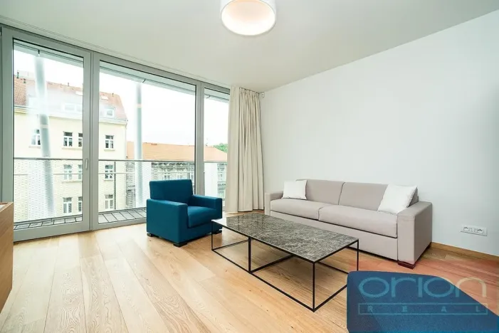 Pronájem bytu 2+kk, Praha - Smíchov, Holečkova, 62 m2