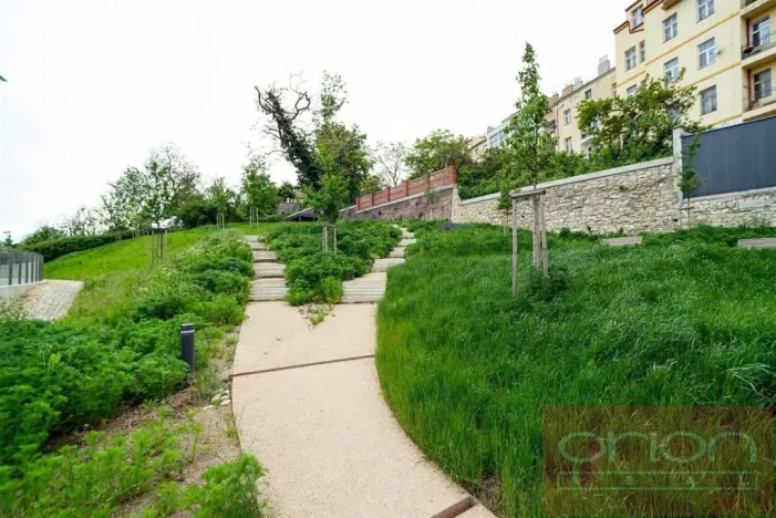 Pronájem bytu 2+kk, Praha - Smíchov, Holečkova, 62 m2