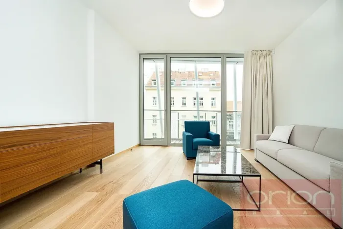 Pronájem bytu 2+kk, Praha - Smíchov, Holečkova, 62 m2