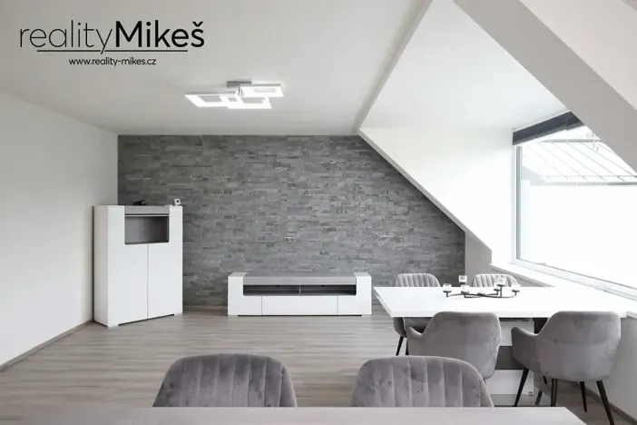 Pronájem bytu 4+kk, Rychnov u Jablonce nad Nisou, Malířská, 131 m2