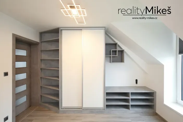 Pronájem bytu 4+kk, Rychnov u Jablonce nad Nisou, Malířská, 131 m2