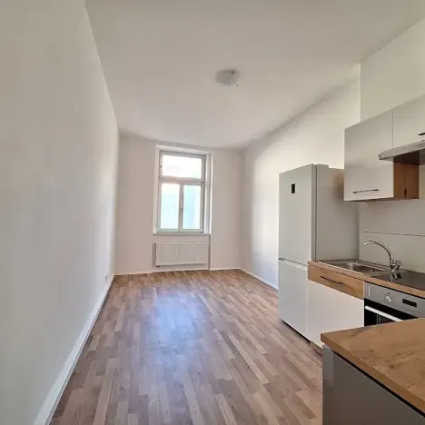 Pronájem bytu 2+kk, Praha - Vršovice, Finská, 43 m2