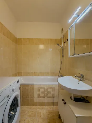 Pronájem bytu 2+kk, Praha - Čimice, Minická, 38 m2