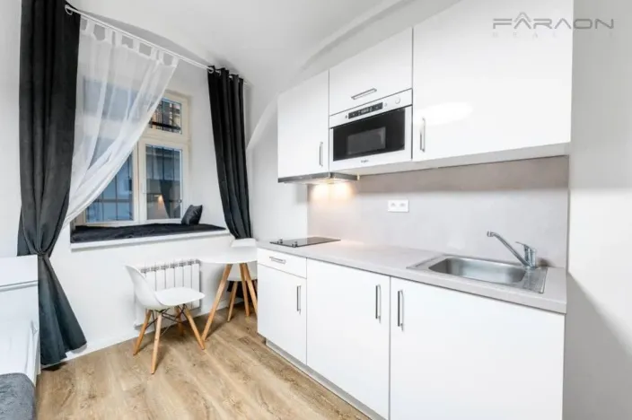 Pronájem bytu 1+kk, Praha - Nové Město, Petrská, 26 m2