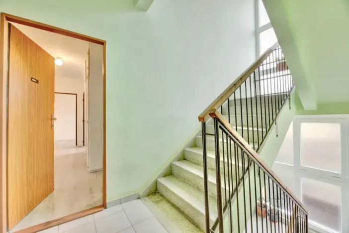 Prodej bytu 3+1, Řevnice, Legií, 60 m2