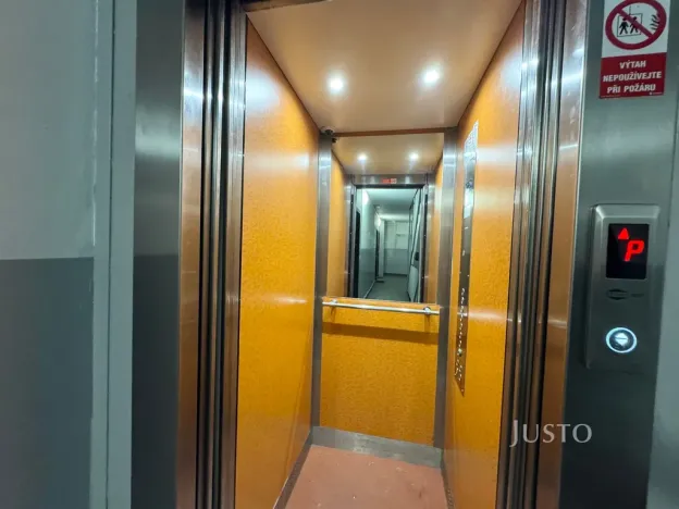 Pronájem bytu 1+kk, Ústí nad Labem, Vinařská, 31 m2