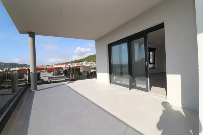 Prodej bytu 4+kk, Tribunj, Chorvatsko, 132 m2