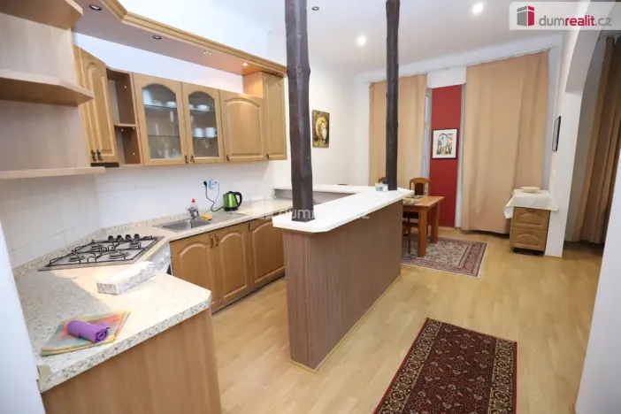 Pronájem bytu 2+kk, Karlovy Vary, Stará Louka, 60 m2