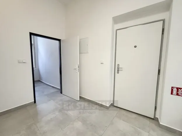 Pronájem kanceláře, České Budějovice - České Budějovice 1, Kněžská, 42 m2