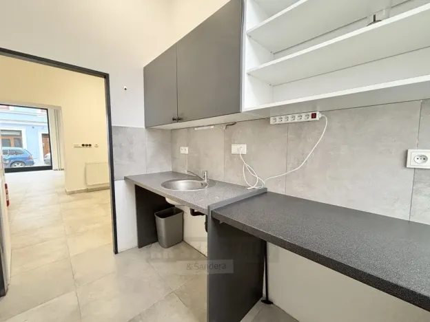 Pronájem kanceláře, České Budějovice - České Budějovice 1, Kněžská, 42 m2