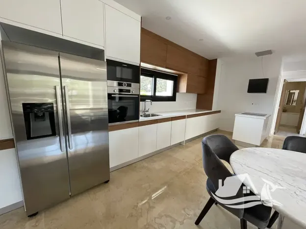 Prodej bytu 3+kk, Pafos, Kypr, 82 m2