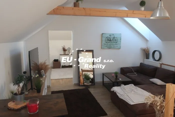 Pronájem bytu 2+kk, Rumburk - Rumburk 2-Horní Jindřichov, Vojtěcha Kováře, 60 m2