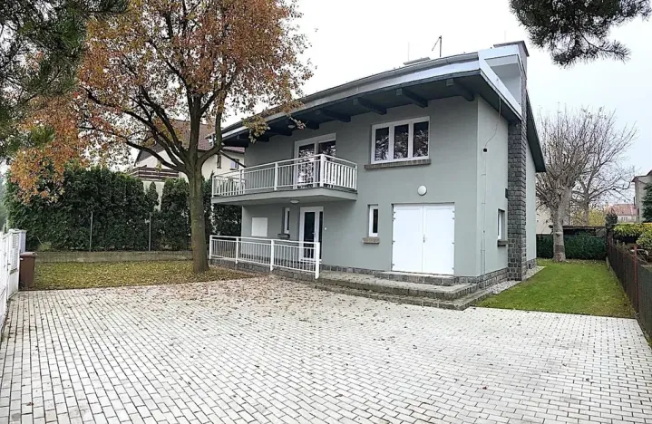 Pronájem rodinného domu, Praha - Suchdol, Kamýcká, 200 m2