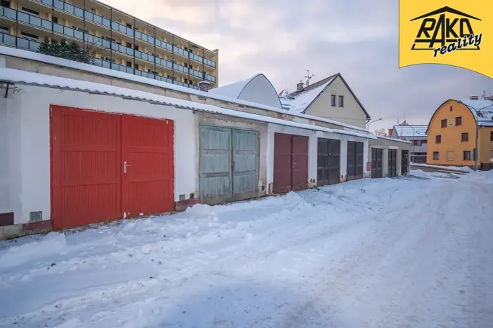 Prodej garáže, Trutnov, Československé armády, 18 m2