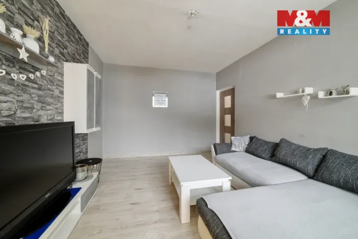 Prodej bytu 2+1, Kraslice, Hradební, 64 m2