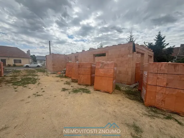 Prodej domu na klíč, Dyjákovice, 214 m2