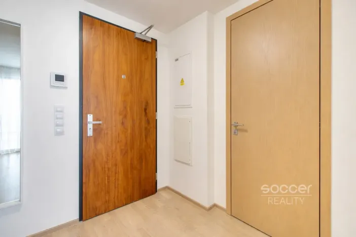 Pronájem bytu 2+kk, Praha - Holešovice, Sanderova, 54 m2