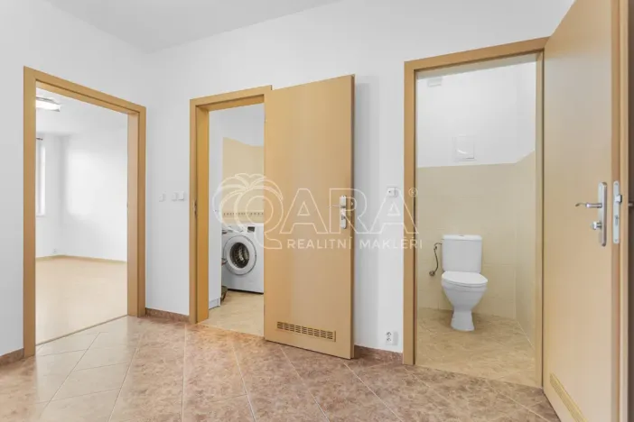 Pronájem bytu 3+kk, Praha - Řepy, Skuteckého, 74 m2