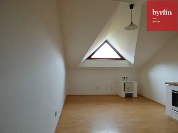 Pronájem bytu 4+kk, Opava, Kolářská, 80 m2
