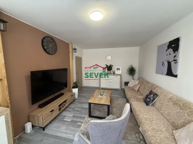 Prodej bytu 3+1, Postoloprty, Jiráskovo náměstí, 82 m2