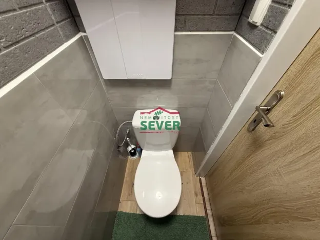 Prodej bytu 3+1, Postoloprty, Jiráskovo náměstí, 82 m2