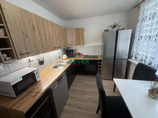 Prodej bytu 3+1, Postoloprty, Jiráskovo náměstí, 82 m2