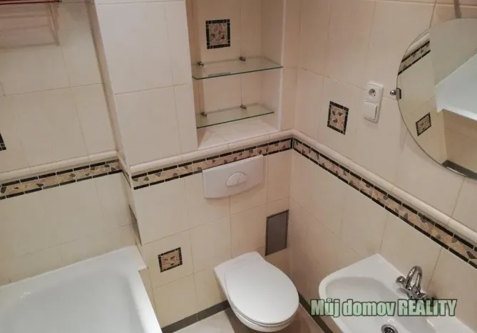 Pronájem bytu 1+1, Praha - Michle, Brtnická, 47 m2