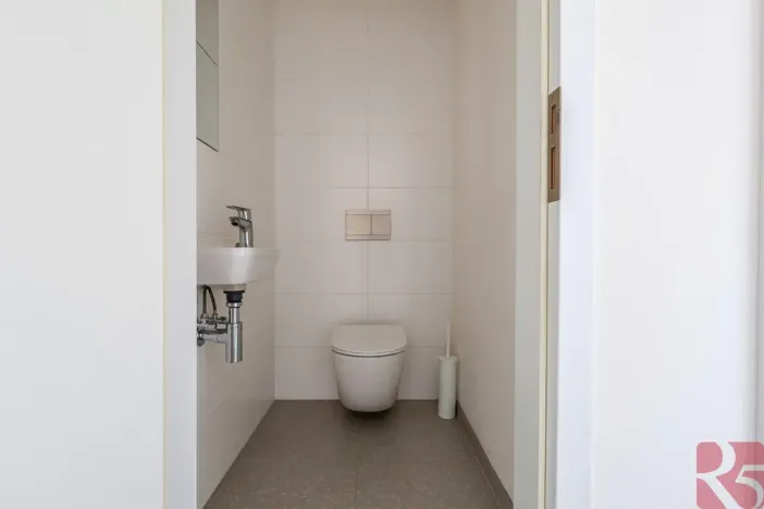 Pronájem bytu 2+kk, Praha - Modřany, Kolmanova, 56 m2