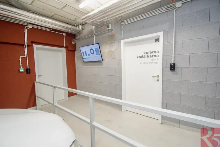 Pronájem bytu 2+kk, Praha - Modřany, Kolmanova, 56 m2