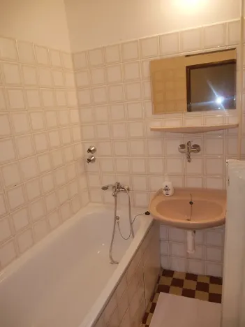 Pronájem bytu 3+1, Praha - Libeň, V mezihoří, 81 m2