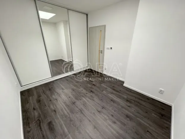 Pronájem bytu 2+kk, Česká, 48 m2