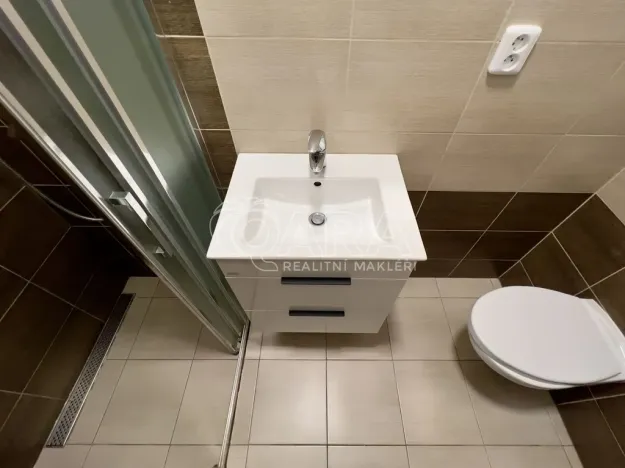 Pronájem bytu 2+kk, Česká, 48 m2