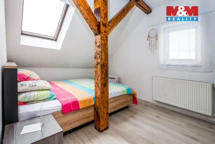 Prodej rodinného domu, Praha - Kyje, Osická, 230 m2