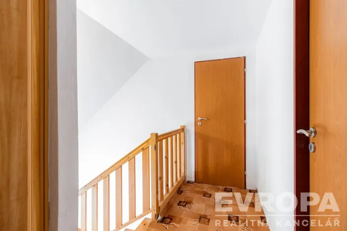 Prodej rodinného domu, Ústí nad Labem - Hostovice, Hostovická, 300 m2