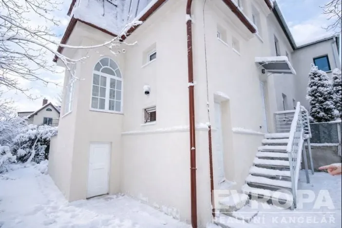 Pronájem rodinného domu, Praha - Žižkov, Hraniční, 120 m2