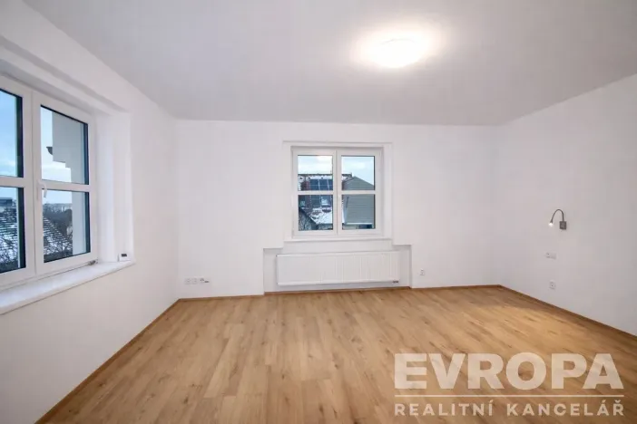 Pronájem rodinného domu, Praha - Žižkov, Hraniční, 120 m2