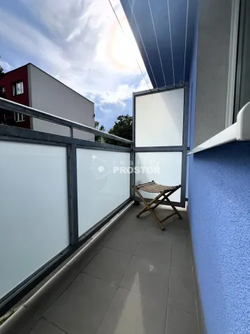 Prodej bytu 2+1, Praha - Letňany, Frýdecká, 53 m2