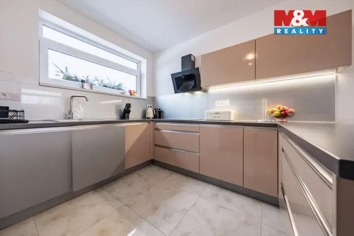 Prodej rodinného domu, Kostelec nad Černými lesy - Kostelec nad Černými Lesy, Pražská, 93 m2