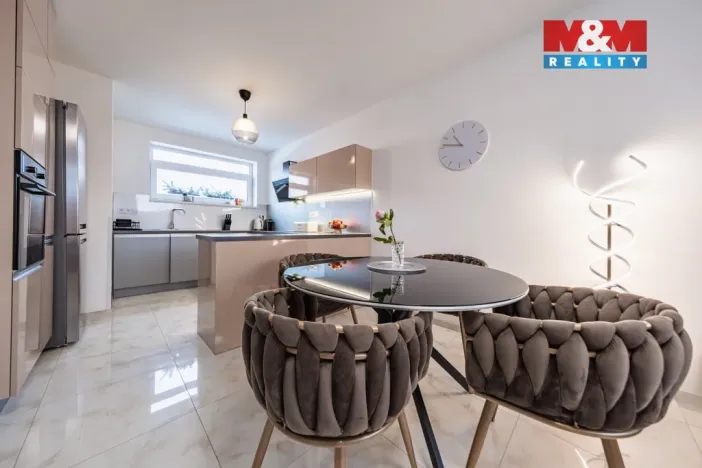 Prodej rodinného domu, Kostelec nad Černými lesy - Kostelec nad Černými Lesy, Pražská, 93 m2