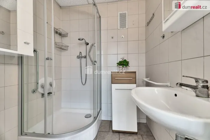 Prodej bytu 3+1, Ústí nad Labem - Ústí nad Labem-centrum, Ženíškova, 65 m2