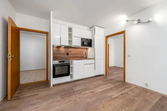 Pronájem bytu 2+kk, Praha - Vinohrady, Chrudimská, 71 m2