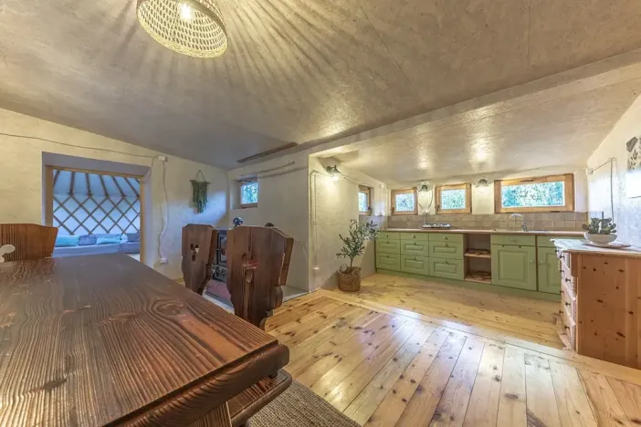 Prodej pozemku pro bydlení, Brloh, 25402 m2