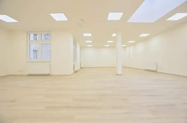 Pronájem kanceláře, Praha - Holešovice, Milady Horákové, 141 m2