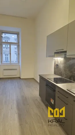 Pronájem bytu 2+kk, Praha - Smíchov, Nádražní, 52 m2