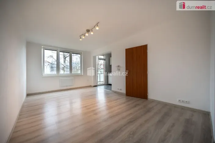 Pronájem bytu 2+1, Třeboň - Třeboň II, Souběžná, 47 m2