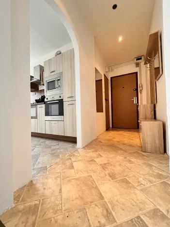 Pronájem bytu 3+1, Olomouc, Řezáčova, 70 m2