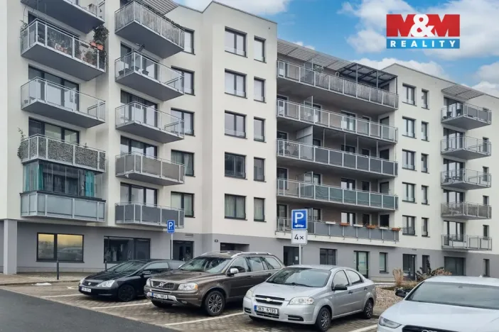 Prodej garážového stání, Praha, Čerpadlová, 33 m2