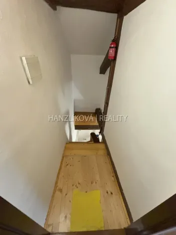 Pronájem bytu 1+kk, České Budějovice - České Budějovice 2, Husova tř., 45 m2