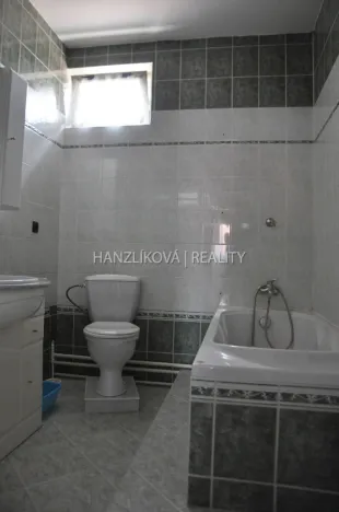 Pronájem bytu 2+kk, České Budějovice - České Budějovice 2, Husova tř., 55 m2